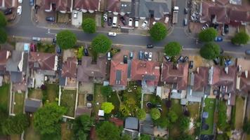belas imagens aéreas da cidade de luton da inglaterra grã-bretanha uk, visão de câmera de alto ângulo do drone, video