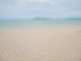 emtry fondo de playa idílica tropical hermoso horizonte interminable con cielo y arena blanca isla de samae san chonburi tailandia concepto de día de verano foto