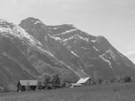 eidfjord y hardangerfjord en noruega foto