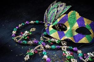 máscara de mardi gras de nueva orleans para el desfile de disfraces foto