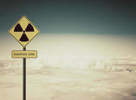 símbolo de advertencia de radiación