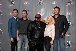 LOS ANGELES, NOV 7 - Carson Daly, Adam Levine, CeeLo Green, Christina Aguilera, Blake Shelton at the The Voice Season 5 Judges Photocall at Universal Studios Lot on November 7, 2013 in Los Angeles, CA photo