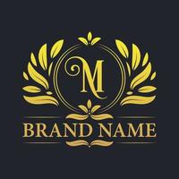 diseño de logotipo de letra m dorada de lujo vintage. vector