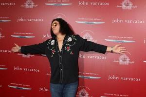 las vegas, 17 de abril - gene simmons en el 13º beneficio anual de stuart house de john varvatos en la tienda de john varvatos el 17 de abril de 2016 en west hollywood, ca foto