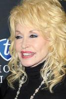 los angeles, 5 de febrero - dolly parton en la 24ª entrega anual de premios movieguide en el universal hilton hotel el 5 de febrero de 2016 en los angeles, ca foto