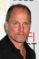 los angeles, 5 de noviembre - woody harrelson llega a la proyección de gala afi fest 2011 de rampart en el teatro chino de grauman el 5 de noviembre de 2011 en los angeles, ca foto