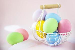 Fondo de huevos de pascua coloridos dulces - conceptos de celebración de vacaciones nacionales foto