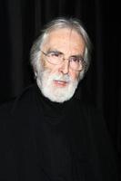 los angeles, 12 de enero - michael haneke llega a los premios de críticos de cine 2013 en el hotel intercontinental el 12 de enero de 2013 en la ciudad del siglo, ca foto