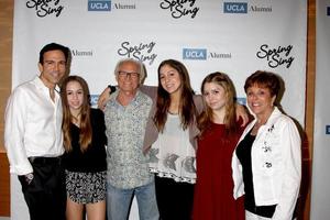 LOS ANGELES, MAY 16 - Dr Bill Dorfman, parents, daughters at the UCLA s Spring Sing 2014 at Pauley Pavilion UCLA on May 16, 2014 in Westwood, CA photo