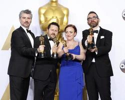 los angeles, 28 de febrero - mark williams ardington, paul norris, sara bennett, andrew whitehurst en los 88 premios anuales de la academia, sala de prensa en el teatro dolby el 28 de febrero de 2016 en los angeles, ca foto