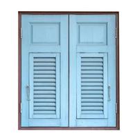 ventana de madera azul aislada en fondo blanco, incluye trazado de recorte foto
