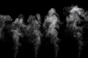 polvo abstracto o efecto de humo aislado sobre fondo negro foto