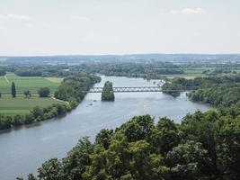 vista del río danubio en donaustauf foto