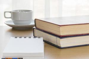 Note pad open blank page photo