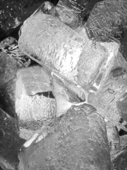 The ice cube shape has been adjusted to add color,It will help refresh and make you feel good. photo