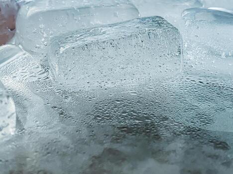 The ice cube shape has been adjusted to add color,It will help refresh and make you feel good. photo