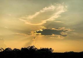 abstract cloudy background, beautiful natural streaks of sky and clouds, beautiful natural landscape photo