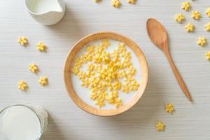 cereals with fresh milk photo