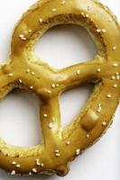 pretzel con sal foto