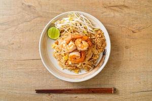 stir-fried noodles with shrimp and sprouts or Pad Thai photo