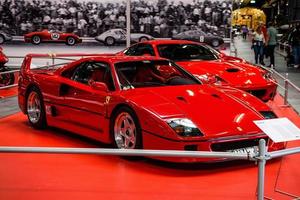 SINSHEIM, GERMANY - MAI 2022 red Ferrari F40 1989 478ps sports car photo