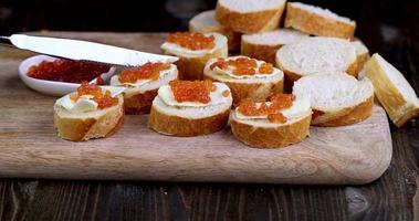 making sandwiches with bread, closeup photo