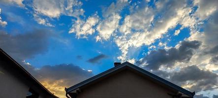 increíbles nubes de belgrado serbia foto