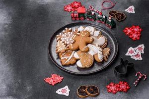 Delicious gingerbread cookies with honey, ginger and cinnamon photo