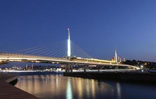 puente de metro golden horn en estambul, turquía foto