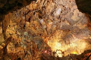 formaciones en la cueva damlatas, alanya, antalya, turquía foto