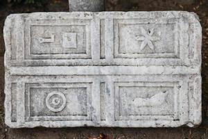 símbolos de caballero en el castillo de bodrum foto