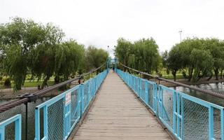 puente avanos sobre kizilirmak, ciudad de avanos, turquía foto