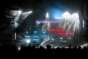 escenario de concierto en la noche foto