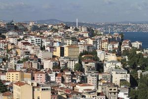 distrito de galata y karakoy en la ciudad de estambul foto