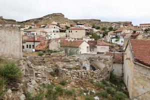 casas antiguas en la ciudad de avanos, turquía foto