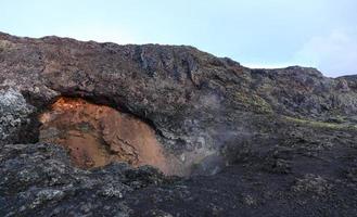 campo de lava de leirhnjukur en islandia foto
