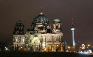catedral de berlín en berlín, alemania foto