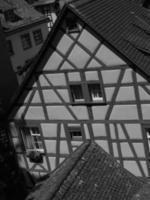 la ciudad de meersburg en el lago de constanza foto