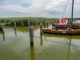 ahrenshoop en el mar báltico en alemania foto