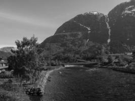 tiempo de primavera en eidfjord noruega foto