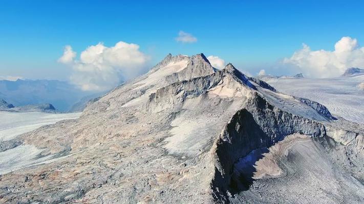 登山影片