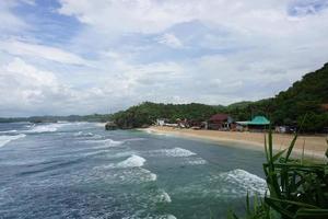 krakal beach es una de las playas de gunung kidul para pasar unas vacaciones foto