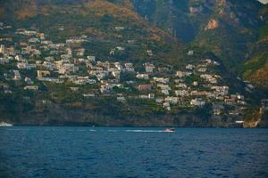 serie de viajes en italia - vista de la hermosa amalfi foto