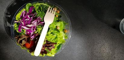 ensalada de verduras saludable foto