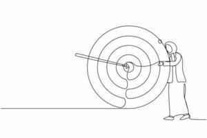 una línea continua dibujando una empresaria árabe abraza y se para al lado del círculo del objetivo, flecha que golpea el objetivo justo en el medio, analiza el resultado del logro dentro de la empresa. vector de diseño de una sola línea