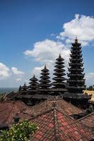 complejo besakih pura penataran agung, templo hindú de bali, indonesia foto