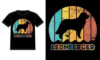 Funny Leonberger Vintage Retro Sunset Silhouette Gifts Dog Lover Dog Owner Essential T-Shirt vector