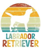 divertido labrador retriever vintage retro puesta de sol silueta regalos amante de los perros dueño del perro camiseta esencial vector