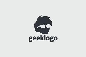 logotipo geek con cabeza de niño para cualquier negocio. vector