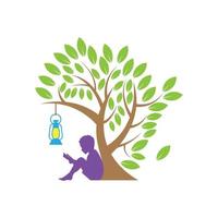 niños leyendo un libro debajo del árbol con el logo de la linterna para la educación vector